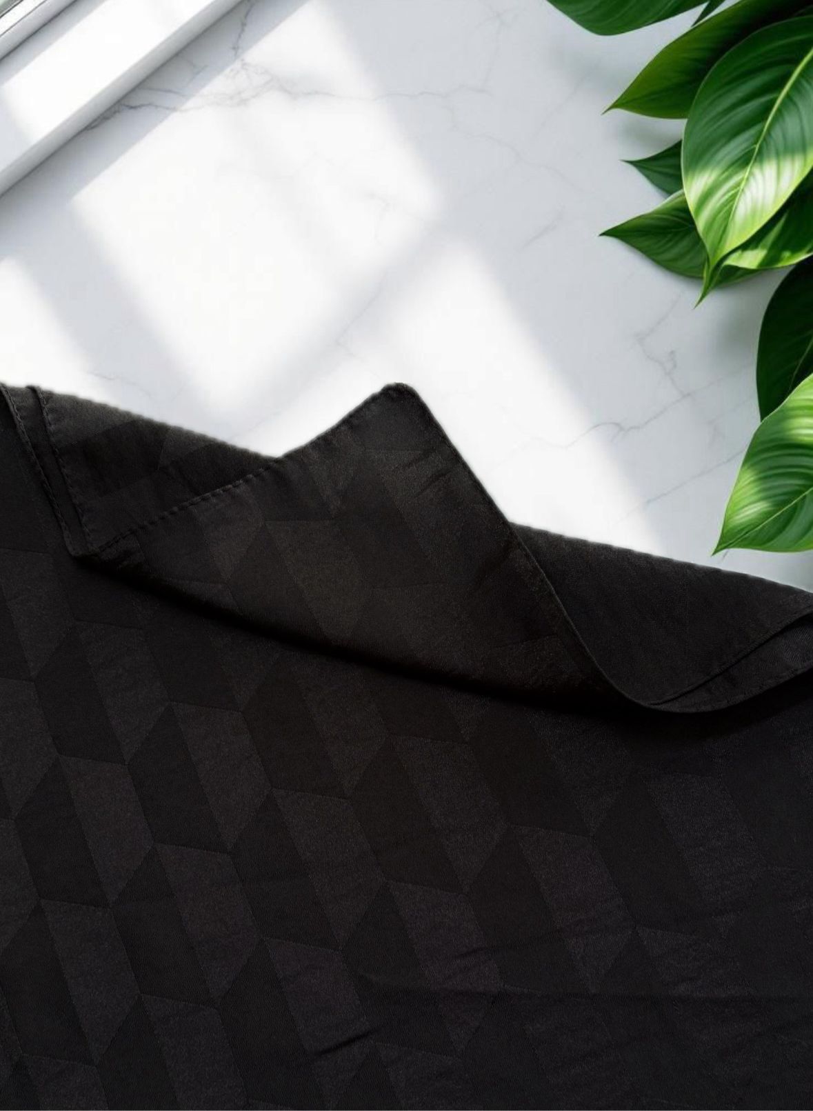 Premium Yaprak Desen Jakar Şal Siyah